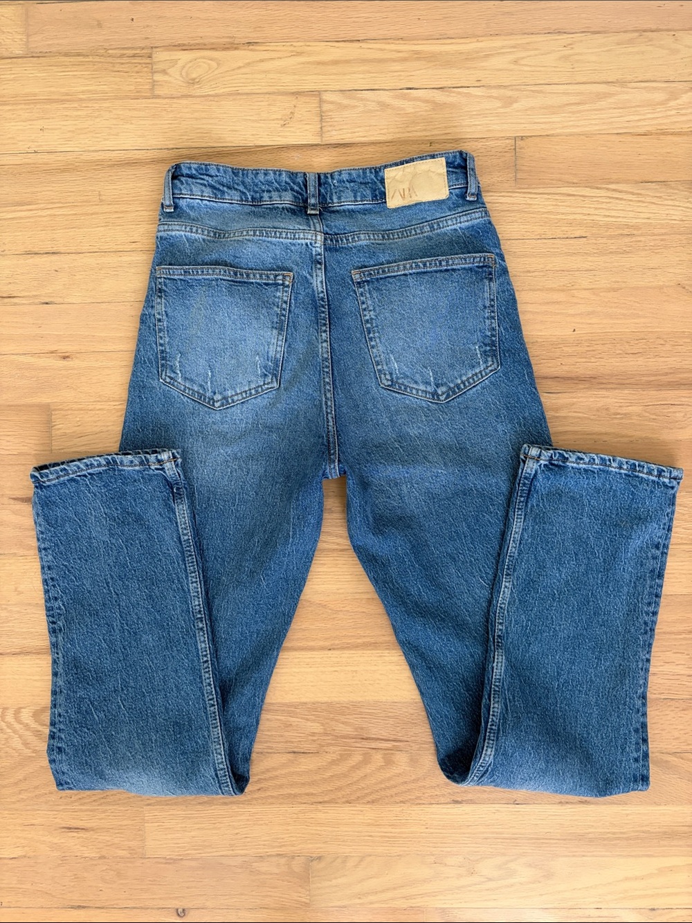 Zara Women's Straight-Leg Denim Jeans in Medium Blue